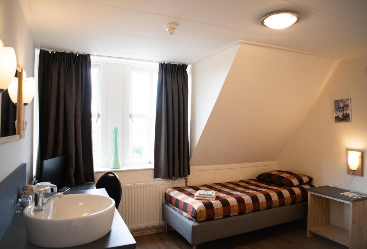 Herberg De Zwaan Hedel Esterno foto
